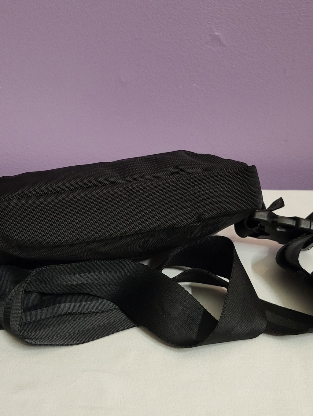 Black Nomatic Life On The Move Everyday Access Sling Rfid Safe Travel Bag New! — image 8 of 8